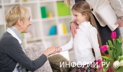 Няня для ребенка: какой она должна быть