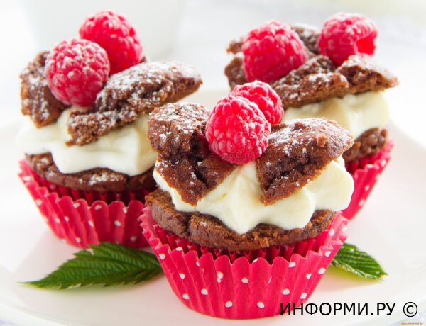 Где можно купить вкусные и свежие пирожные в Москве?