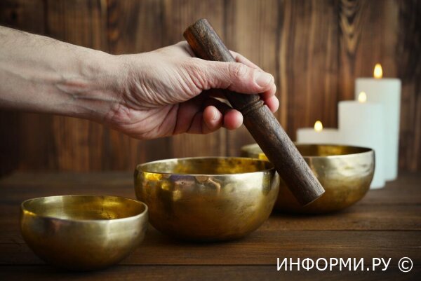 Польза медитации с поющими чашами