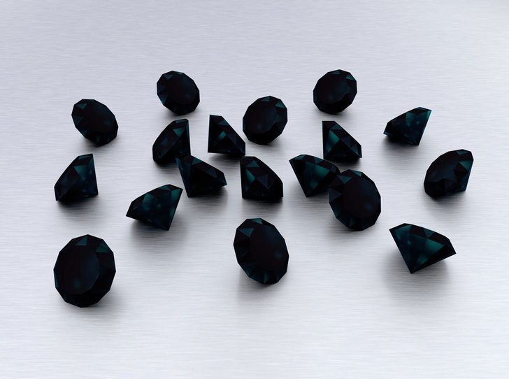 Что такое черный бриллиант: история необыкновенного камня