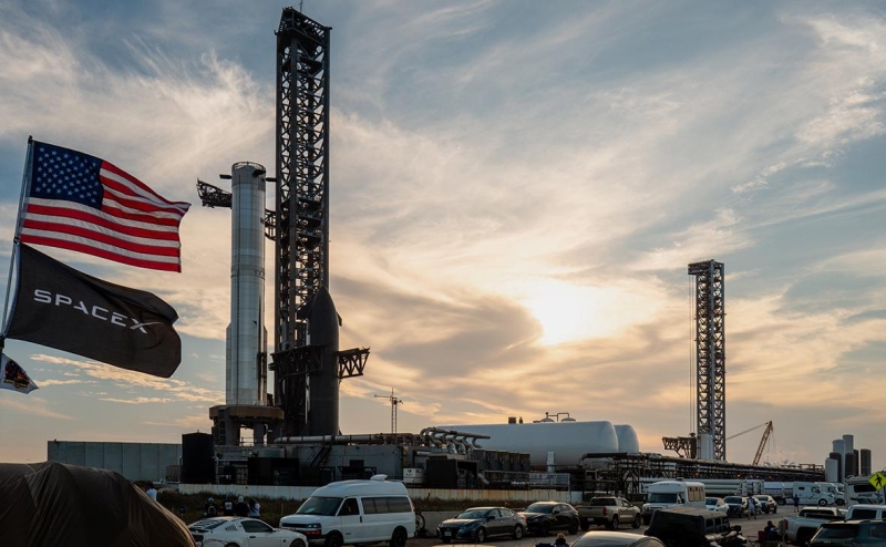 Reuters узнал о планах слияния SpaceX перед IPO с ИИ-стартапом Маска