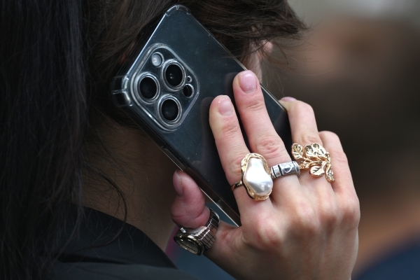 НАТО разрешило использовать iPhone для работы с секретной информацией