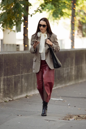 5 небанальных идей, как стилизовать блузы этой весной