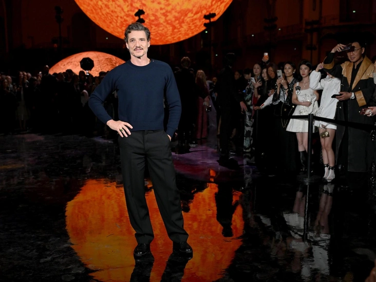 Педро Паскаль — новый амбассадор Сhanel