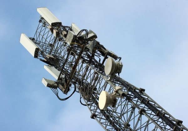 СМИ: Летом в России могут запустить 5G
